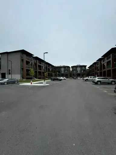 Rent 2 Bedroom Lower Unit in Stittsville with Modern Amenities