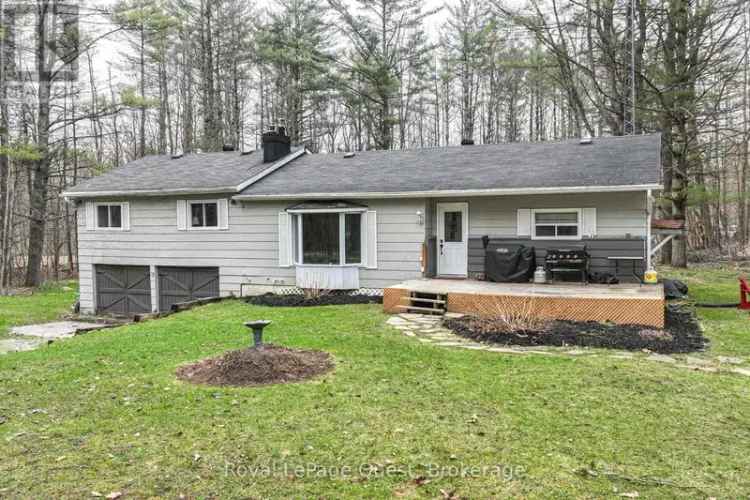 Secluded 3-Bedroom Bungalow near Washago - Water Access