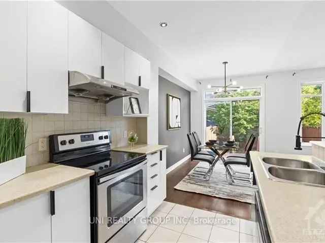 3-Bedroom Townhouse in Barrhaven with New Kitchen