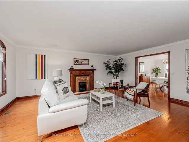 House For Sale in Loyalist, Ontario