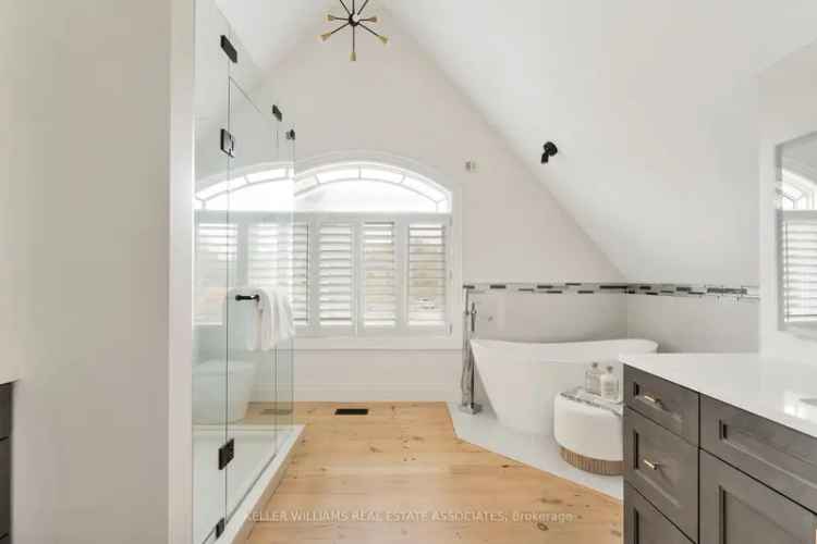 Luxury Bungaloft in Cheltenham with Pool and Conservation Views