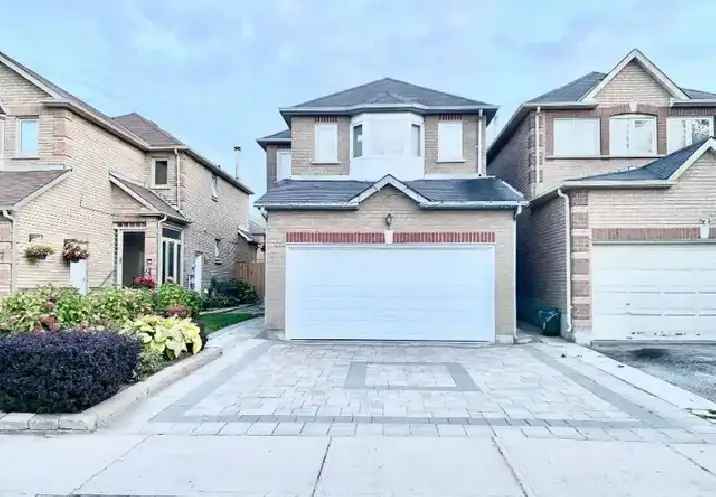 Lease 4 Bed Home in Markham with Beautiful Landscaping