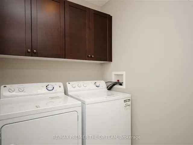 3 Bedroom 3 Bathroom Townhome in Bradford