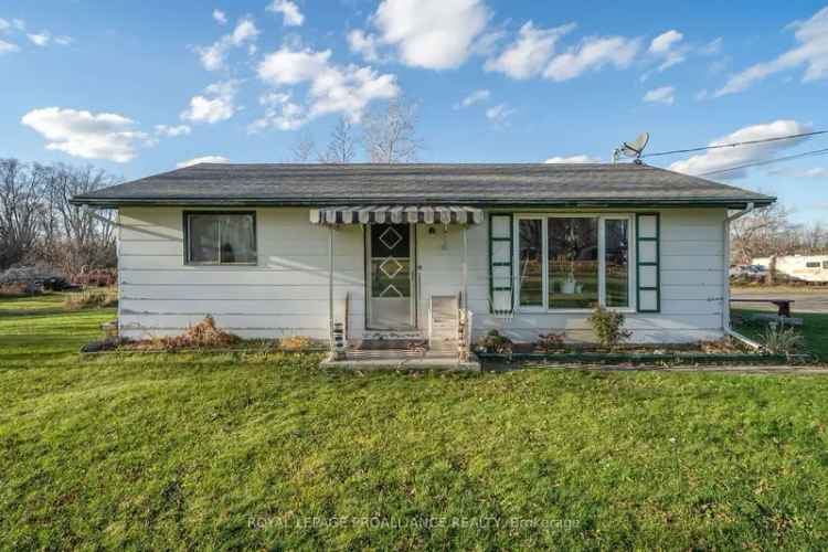 House For Sale in Shannonville, Ontario