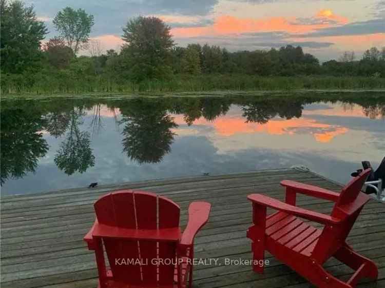 Lake Simcoe Waterfront Home - Private Boathouse & Stunning Views