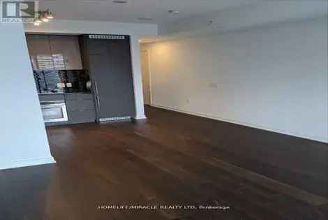 1 room apartment of 319 m² in Toronto