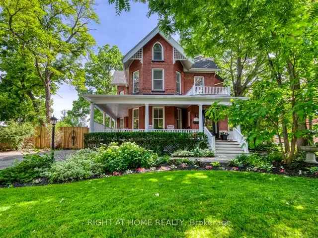 House For Sale in Brampton, Ontario