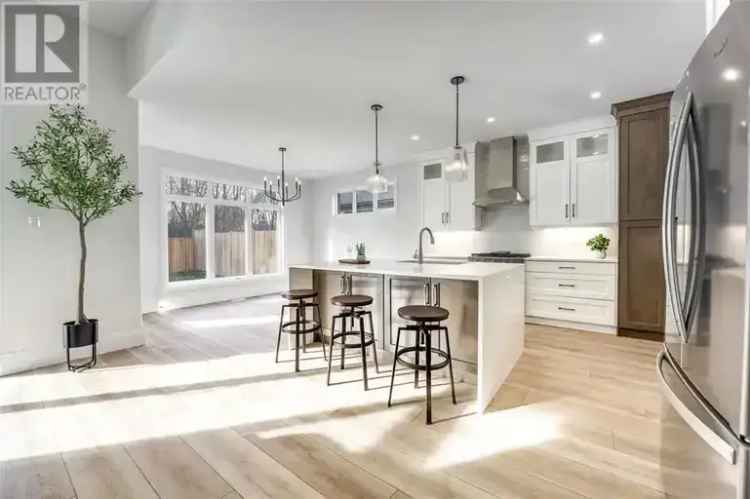 Luxury Bungalow on Howard Watson Nature Trail Sarnia