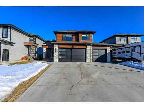 Buy House in Rural Grande Prairie with Stunning Features and Modern Amenities