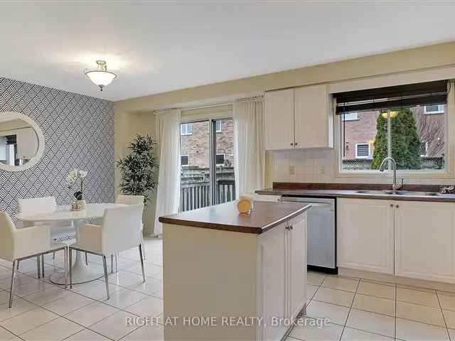 Spacious Semi-Detached Home Near Cooksville GO Station