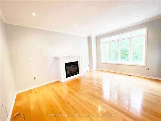 House For Sale in Barrie, Ontario