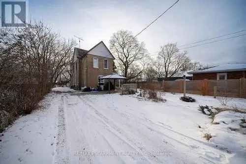 Investors Dream Duplex For Sale In Terrace Hill Brantford With Shop