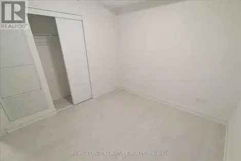 2 rooms apartment of 394 m² in Toronto