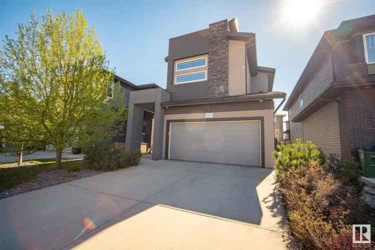 Luxury 4 Bed 3.5 Bath Home in Windermere with Solar Panels