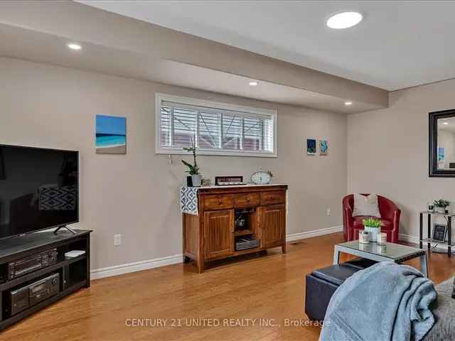 House For Sale in Peterborough, Ontario