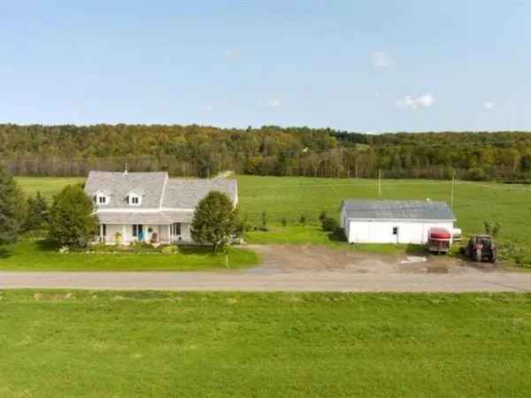 Hobby Farm for Sale Estrie 3 Bedroom Farmhouse with Barn