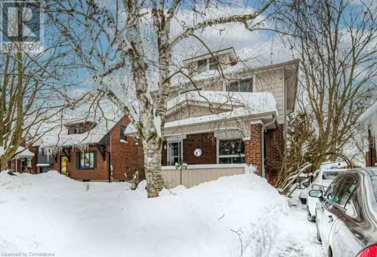 1400 Sq Ft 2-Bed Kitchener Home - Updated Kitchen & Finished Basement