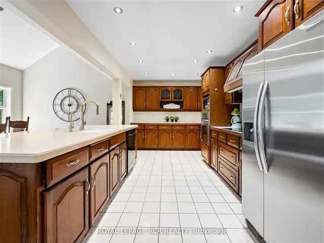 House For Sale in Caledon, Ontario