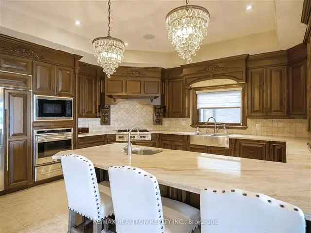 Luxury Waterfront Home Kempenfelt Bay 4 Ensuite Bedrooms