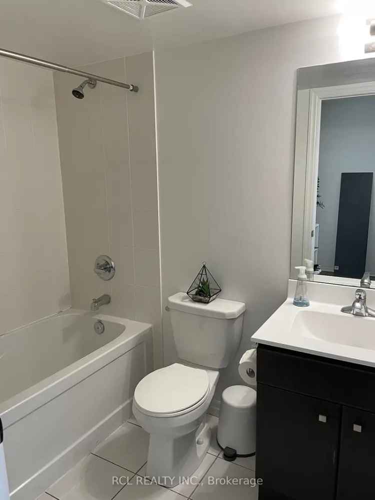 Condo For Rent in Toronto, Ontario