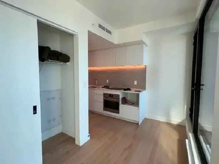 Maestria Condo Rental Downtown Montreal