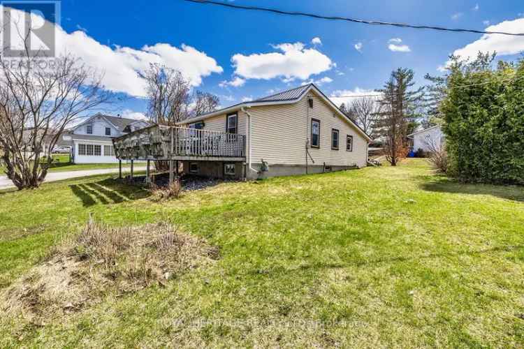 Rice Lake Bungalow - Updated 2 1 Bedroom Home with Huge Garage