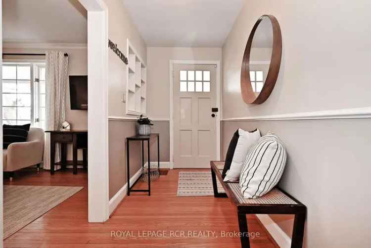Schomberg Family Home 3 1 Bedrooms 2 Bathrooms Pool Garage