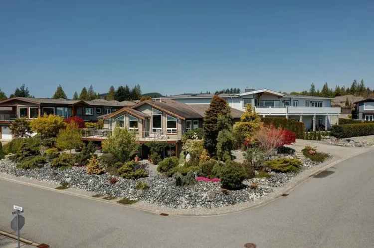 4 Bedroom Executive Home with Stunning Views