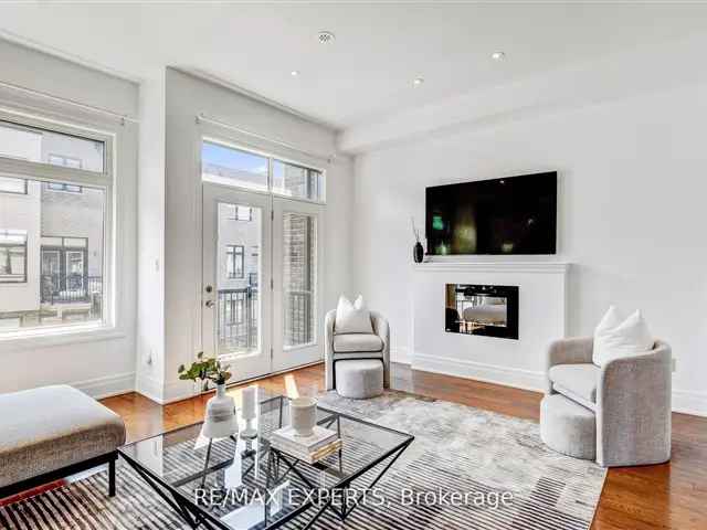 Luxury 4-Bedroom Freehold Townhouse in Thornhill