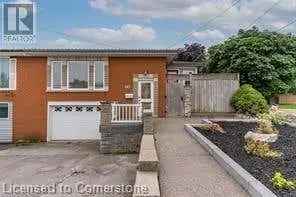 4 Bedroom 2 Washroom House for Rent - On-Site Laundry