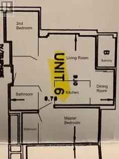 2 Bedroom 83m² Toronto Apartment Near Subway Schools