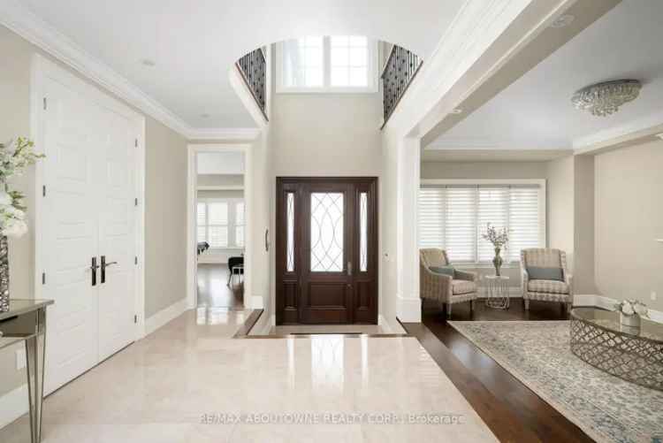 Luxury 6 1 Bedroom Home in Prestigious Credit Mills