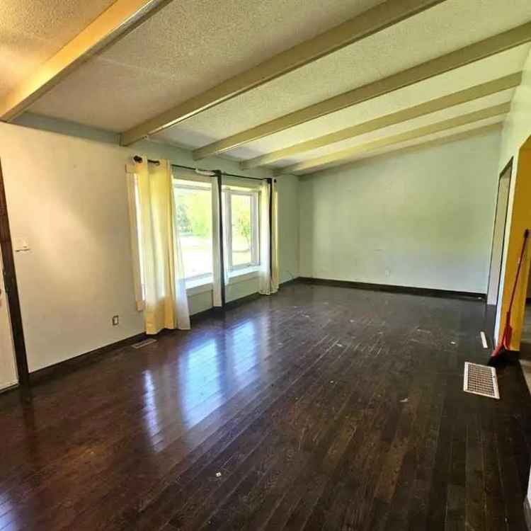 House For Rent in null, Alberta