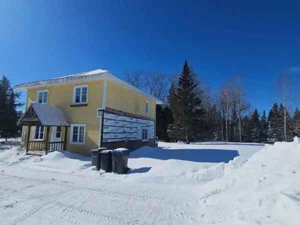 4-Bedroom House for Sale in Bas Saint Laurent