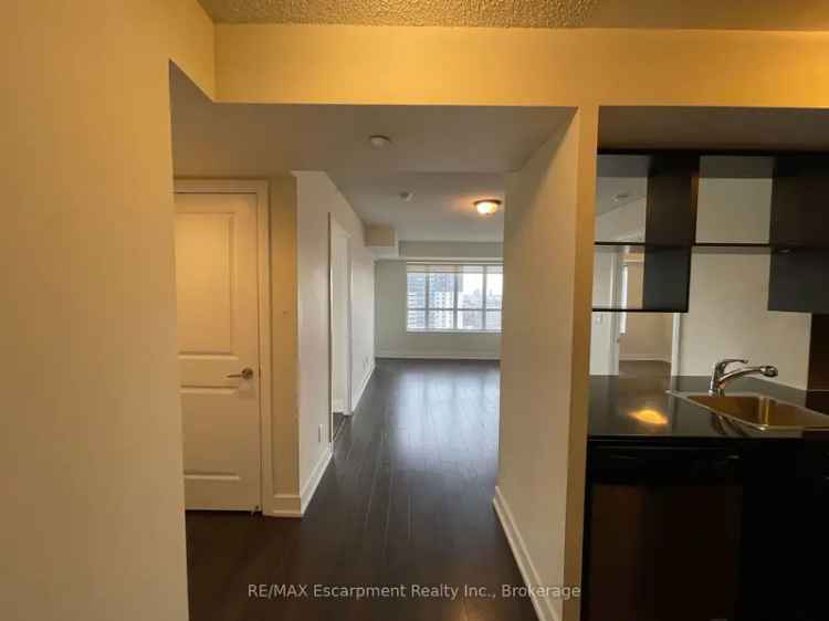 Condo For Rent in Toronto, Ontario