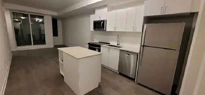 3 bedroom house for Rent in toronto