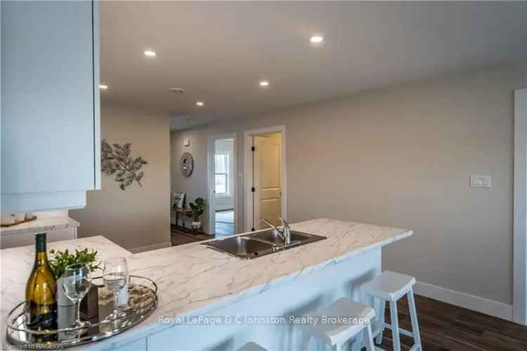 House For Sale in Port Elgin, Ontario