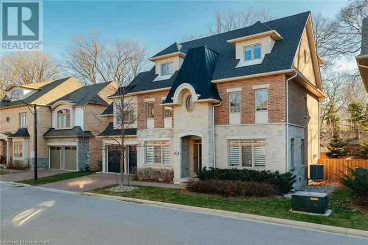 Spacious 5+ Bedroom Family Home in Mississauga