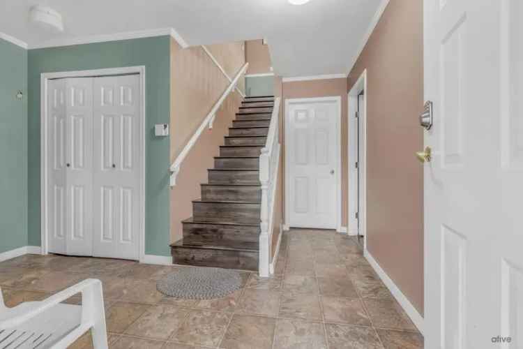 5 Bed 4 Bath Home in Fleetwood Estates Near Schools and Transit