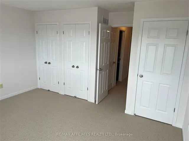 1299 sq ft 2 Bed 2 Bath Condo with Den and Balcony