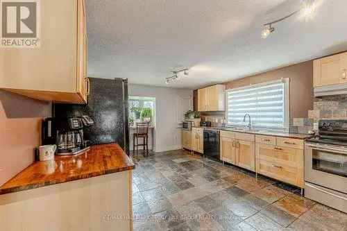 Family Home for Sale in Barrie, Ontario
