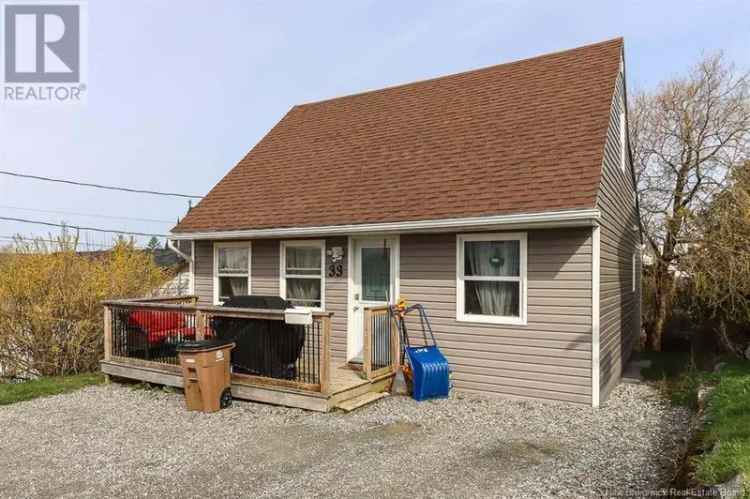 3 Bed 1 Bath 1.5 Storey Home Near Route 1