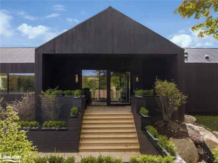 Buy house in Collingwood with luxury features and stunning design