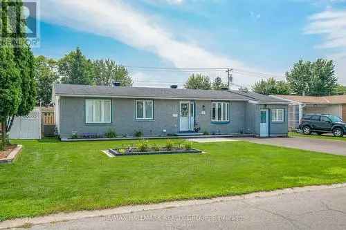 Buy Bungalow in Orleans Queenswood Heights Ottawa with Pool and Den