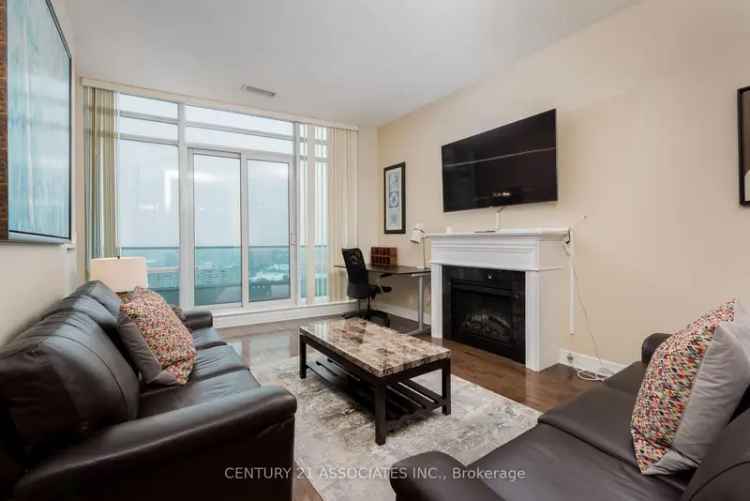 Luxury Furnished Penthouse in Toronto with Amazing Views