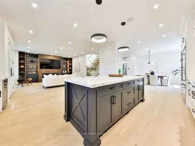 House For Sale in Mississauga, Ontario