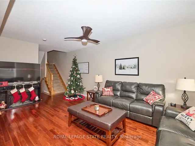 Beamsville Townhome 3 Bedroom 2.5 Bath No Condo Fees