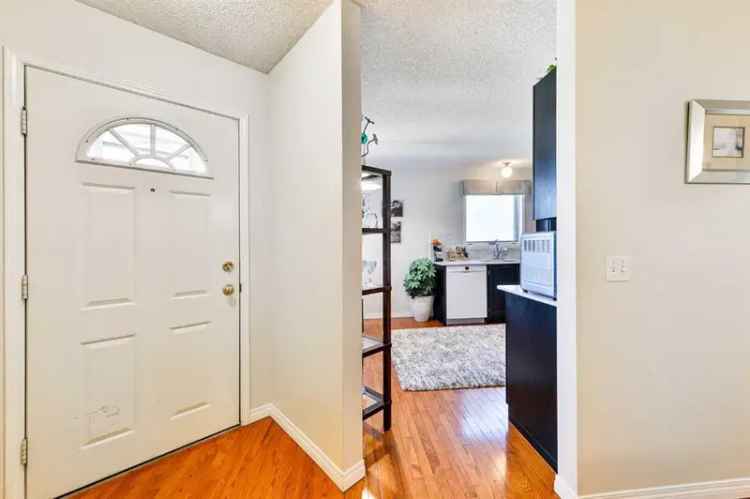 House For Sale , Calgary, Alberta