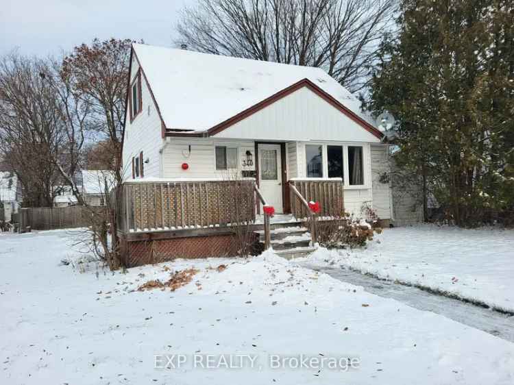 House For Sale in Renfrew, Ontario