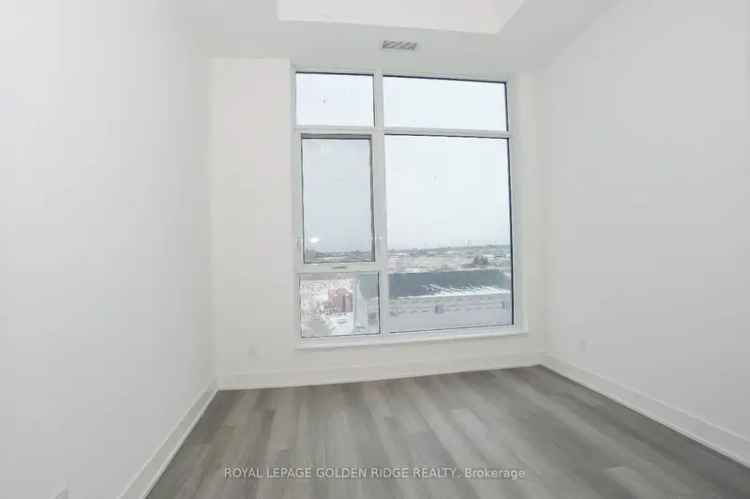 Markham Gallery Tower Condo: 1-Bed+Den, Panoramic Views, Modern Kitchen